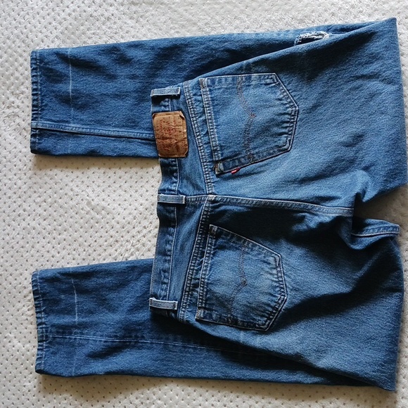 Vintage Levi 1991 501s Distressed Jeans Natural Fading size 31 -32 - Picture 10 of 15